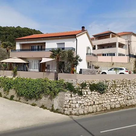 Apartments Jelka Banjol Exterior photo